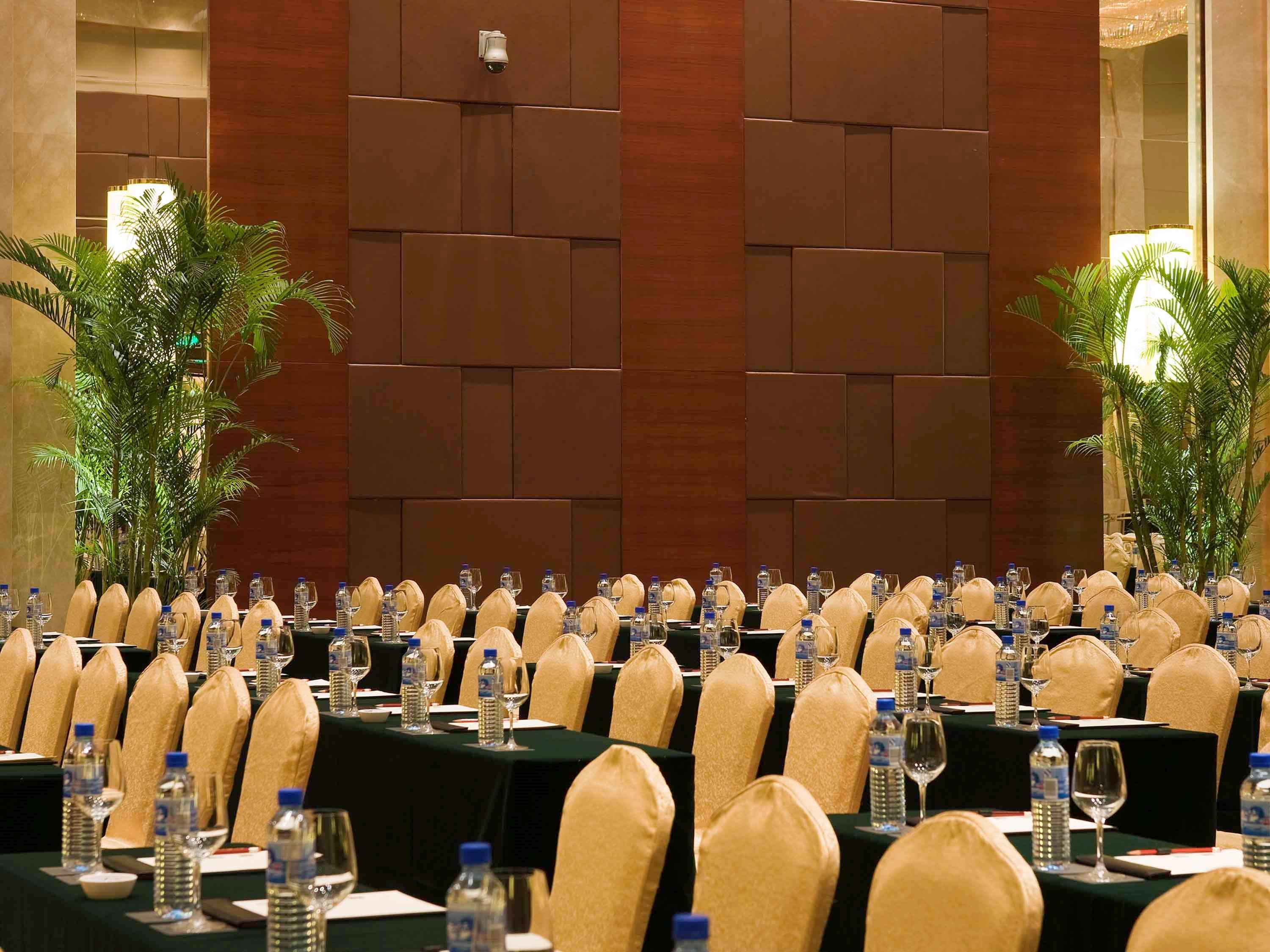 Sofitel Ningbo Hotel Buitenkant foto