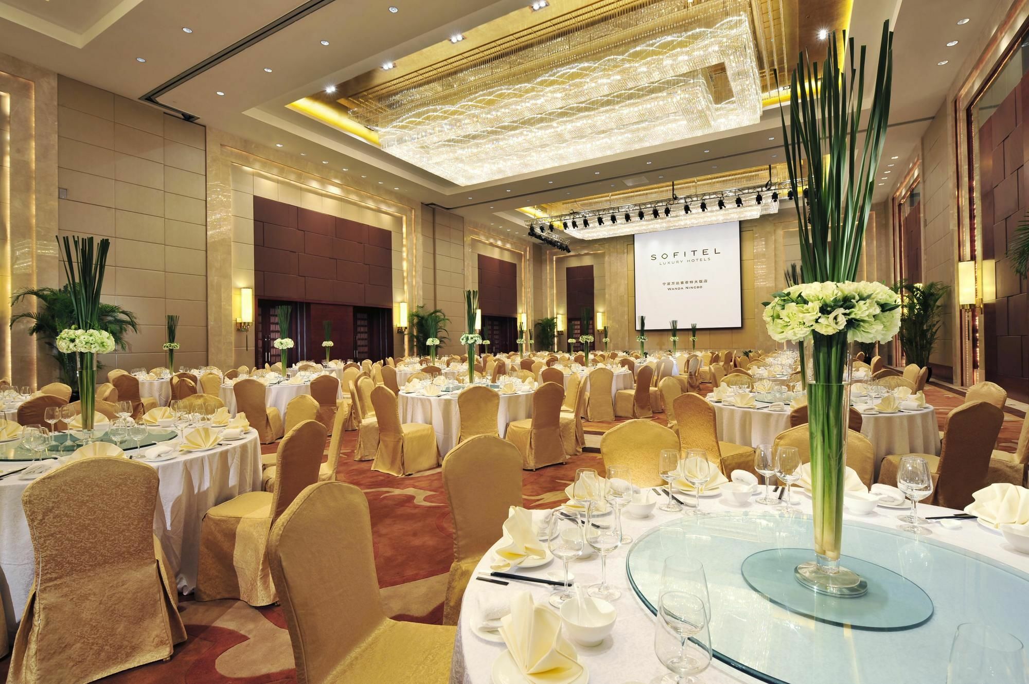 Sofitel Ningbo Hotel Buitenkant foto