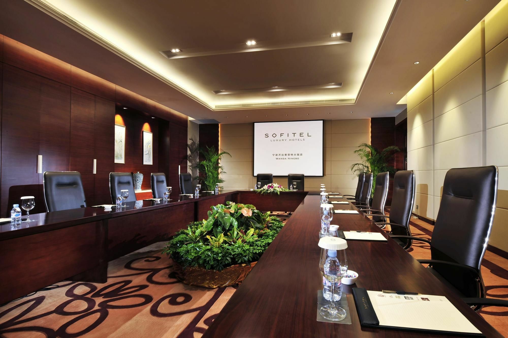Sofitel Ningbo Hotel Buitenkant foto